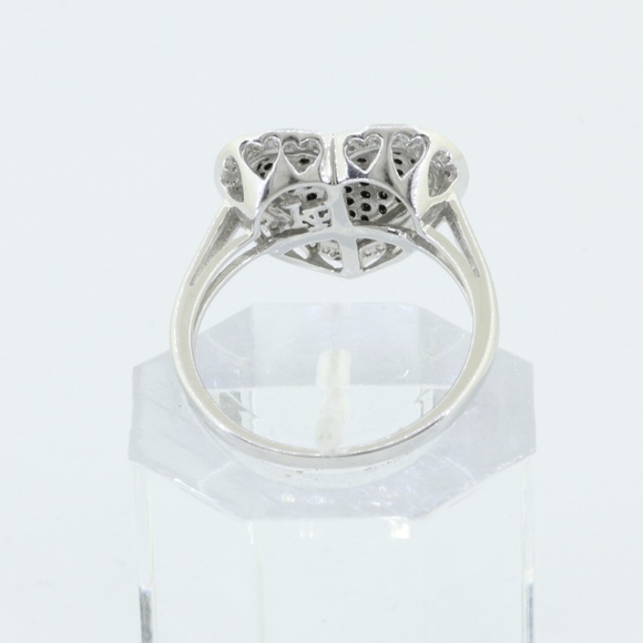 10k White Gold Black & White Diamond Heart Ring - Picture 6 of 6